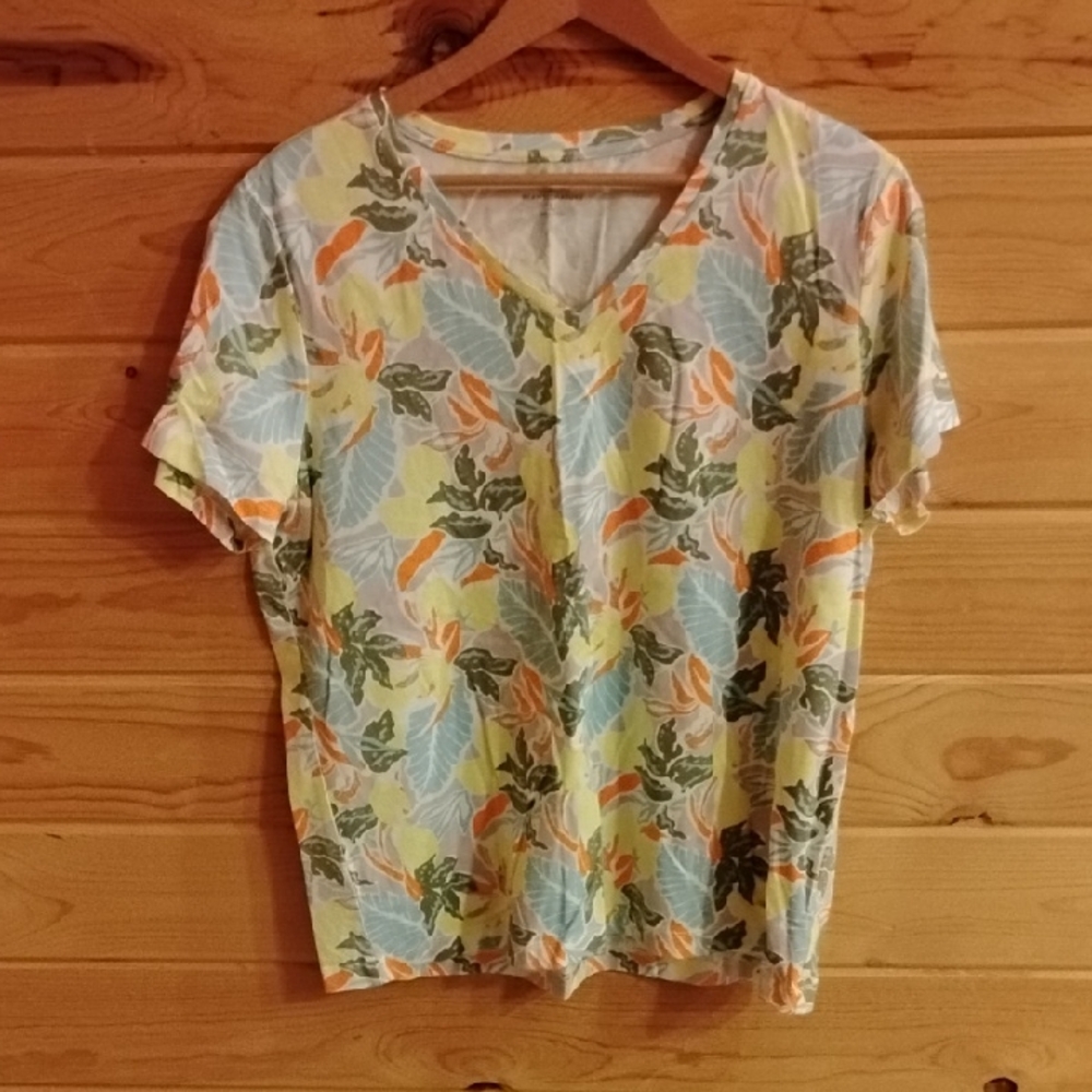 LL Bean Signature V-Neck Women's Top - Multicolor